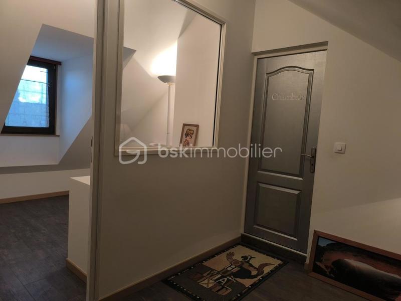 Maison - 218 m² - 10 pièces