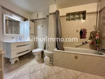 Appartement - 87 m² - 5 pièces