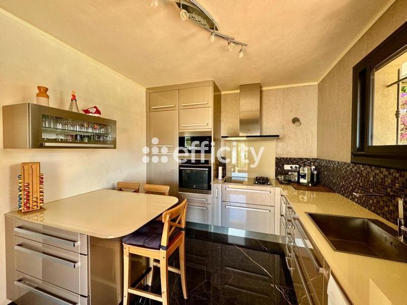 Maison - 137 m² - 4 pièces