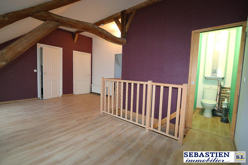 Maison - 122 m² - 8 pièces