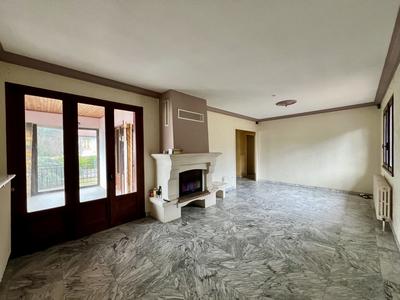 Maison - 96 m² - 5 pièces