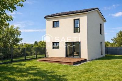 Maison - 82 m² - 4 pièces