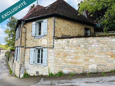 Maison - 141 m² - 7 pièces