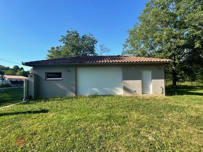 Maison - 180 m² - 6 pièces