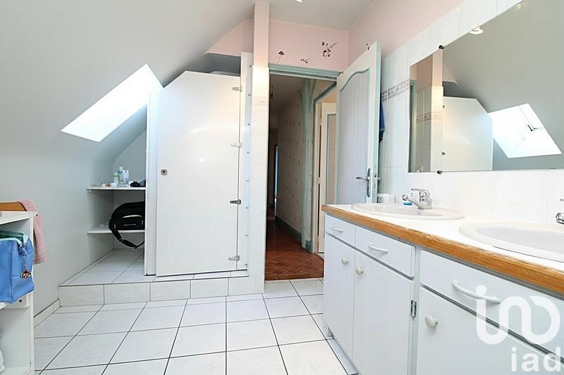 Maison - 137 m² - 6 pièces