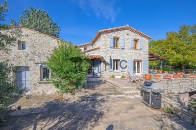 Corps de ferme - 198 m² - 7 pièces