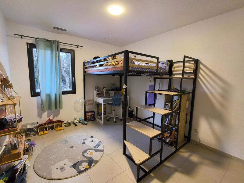 Maison - 143 m² - 5 pièces