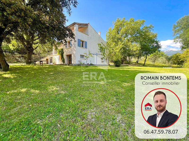 Maison - 210 m² - 8 pièces