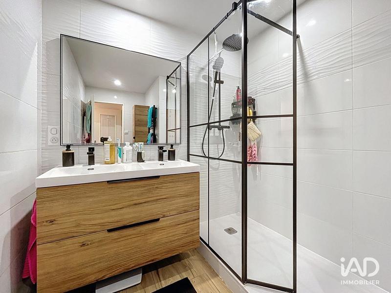 Appartement - 100 m² - 5 pièces