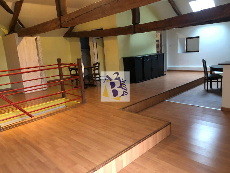 Appartement - 74 m² - 2 pièces