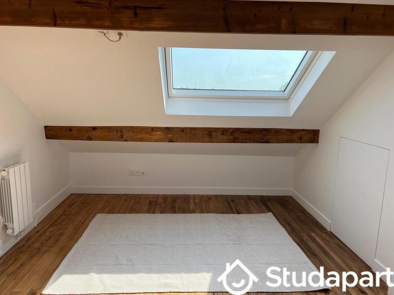 Chambre - 12 m² - 1 pièce