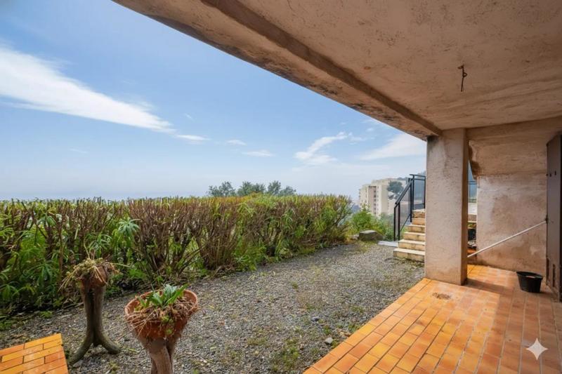 Maison - 200 m² - 6 pièces