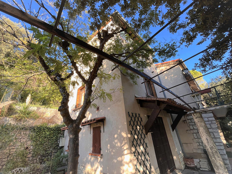 Maison - 148 m² - 8 pièces