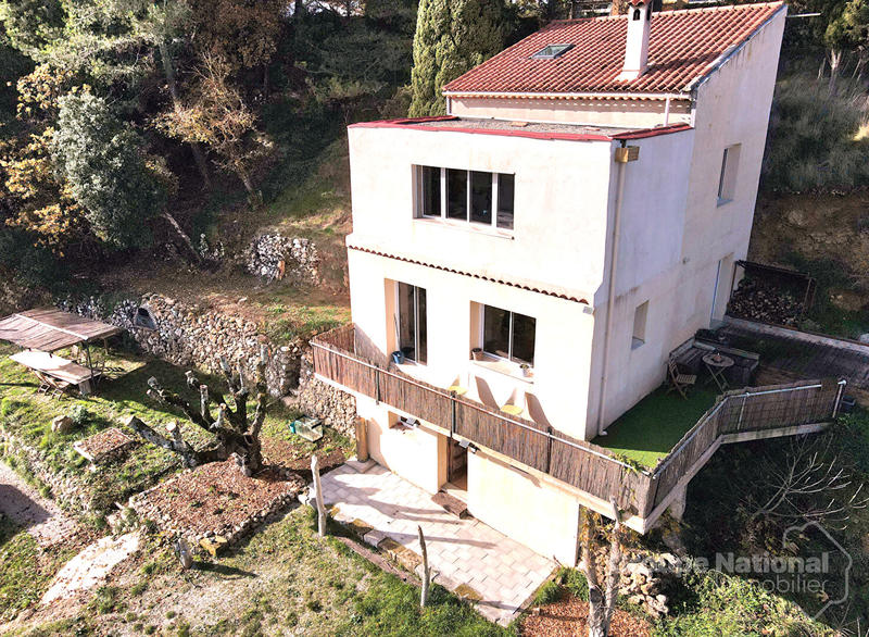 Maison - 120 m² - 6 pièces