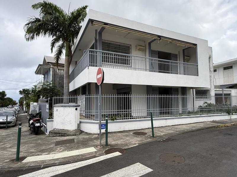 Bureau - 140 m² - 4 pièces