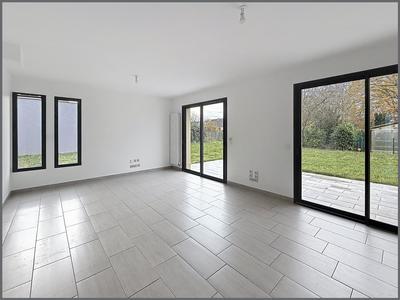 Maison - 149 m² - 7 pièces