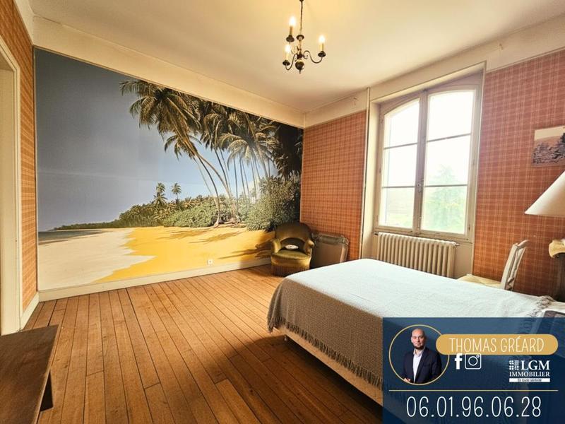 Propriété - 282 m² - 9 pièces