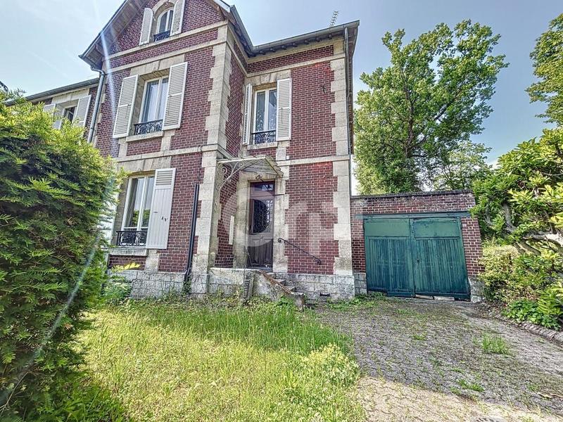 Maison - 107 m² - 5 pièces