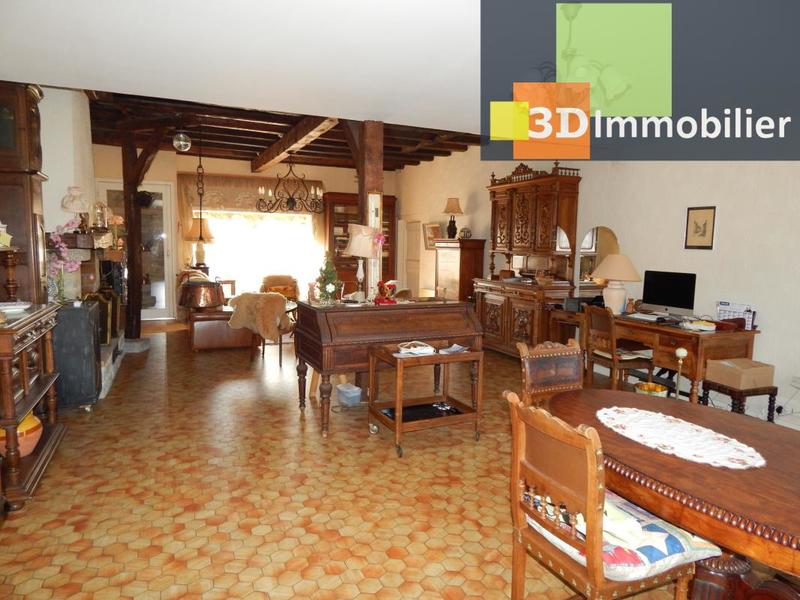 Maison - 234 m² - 7 pièces