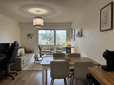 Appartement - 49 m² - 2 pièces