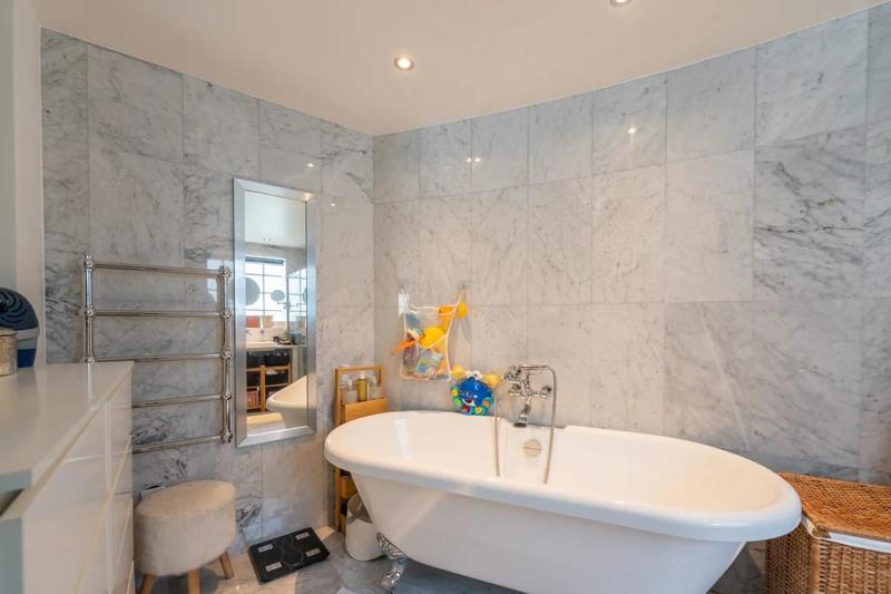 Duplex - 183 m² - 5 pièces