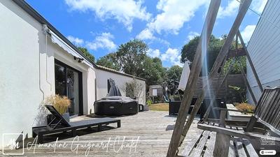 Maison - 137 m² - 5 pièces