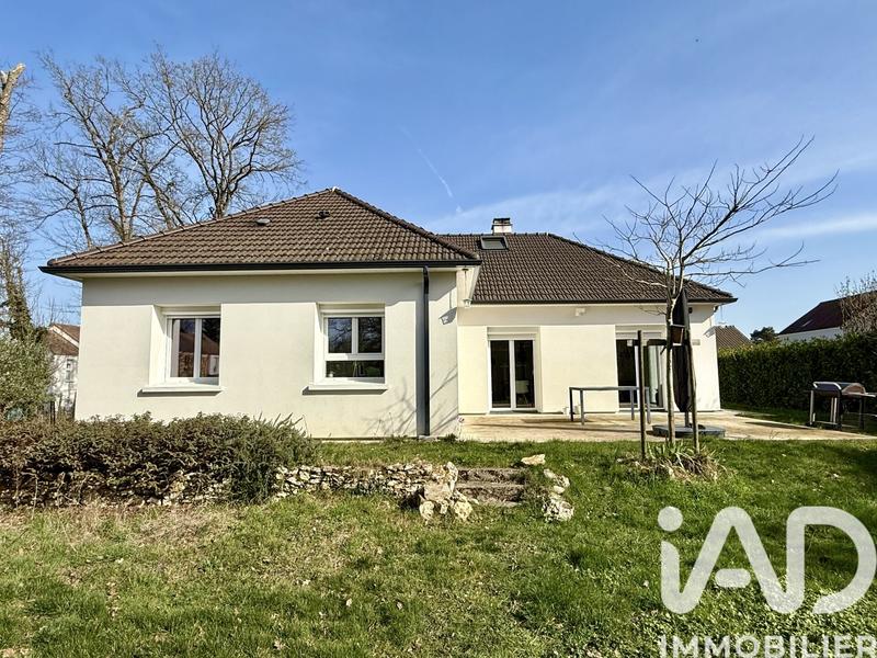 Maison - 135 m² - 5 pièces