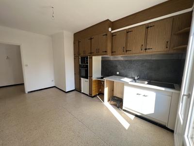 Maison - 186 m² - 3 pièces