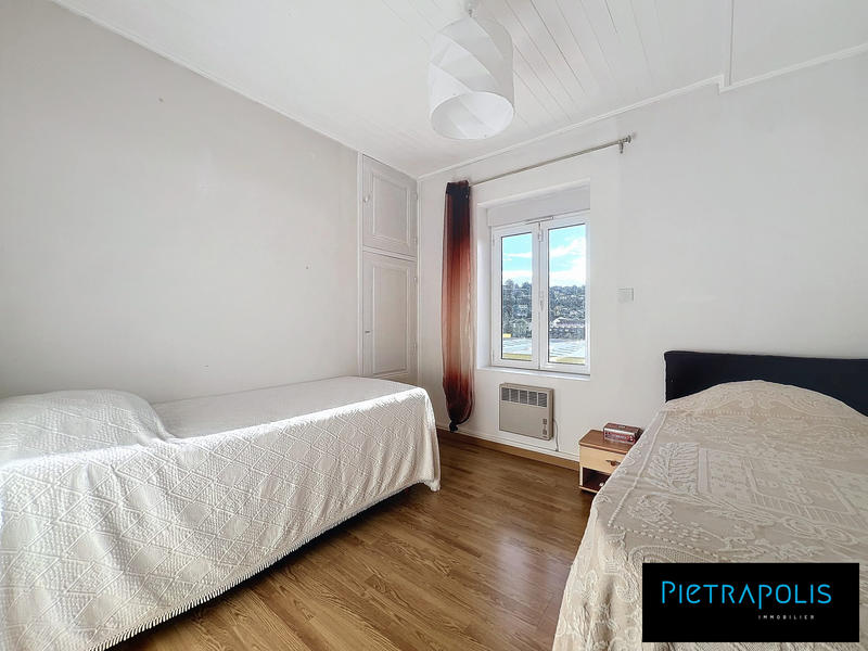 Maison traditionnelle - 160 m² - 5 pièces