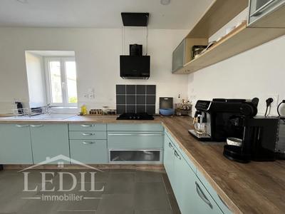 Maison - 164 m² - 4 pièces