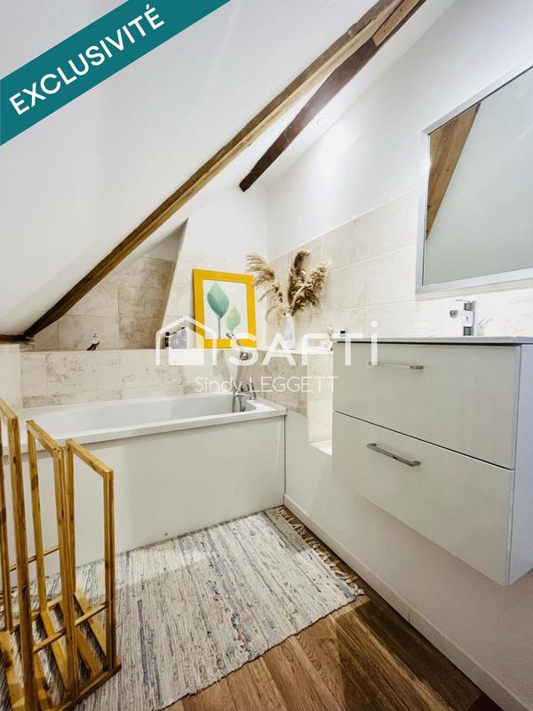 Maison - 201 m² - 7 pièces