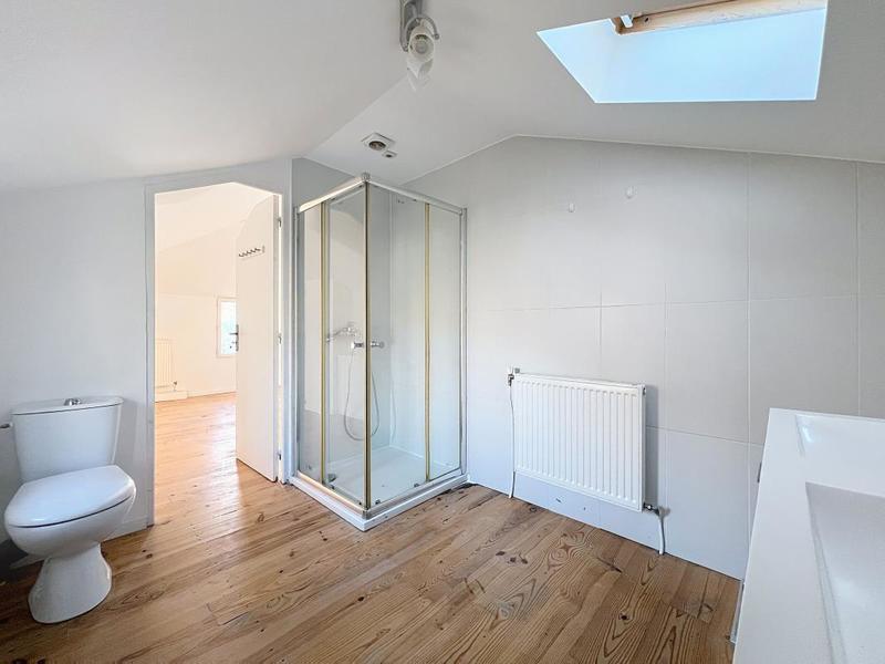 Maison - 165 m² - 6 pièces