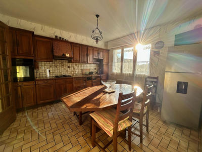 Maison - 138 m² - 5 pièces