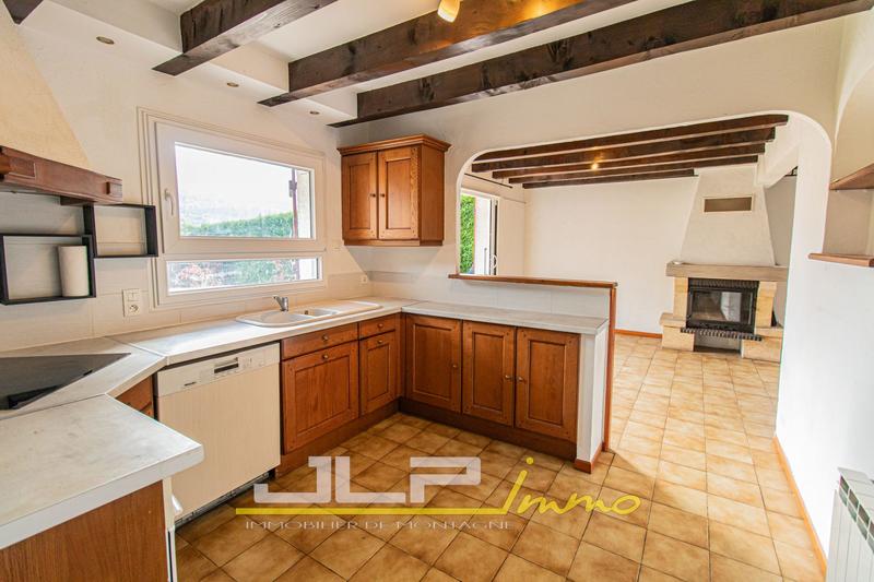 Maison - 84 m² - 4 pièces