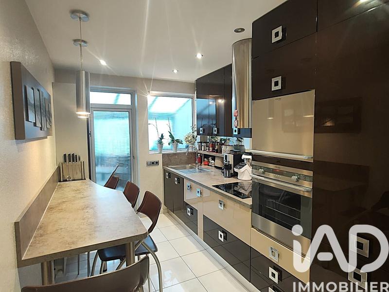 Appartement - 102 m² - 4 pièces