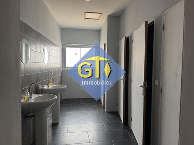 Local commercial - 169 m²