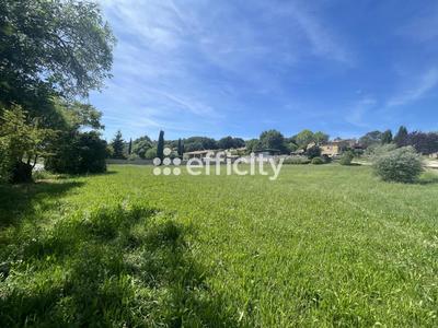 Terrain - 800 m²