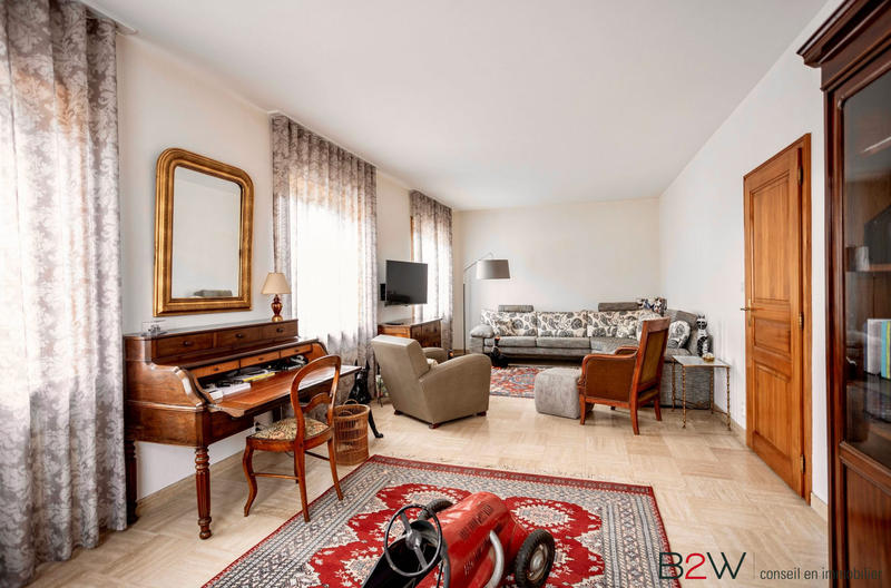 Maison ancienne - 200 m² - 8 pièces