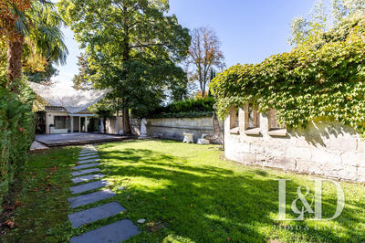 Appartement - 168 m² - 5 pièces