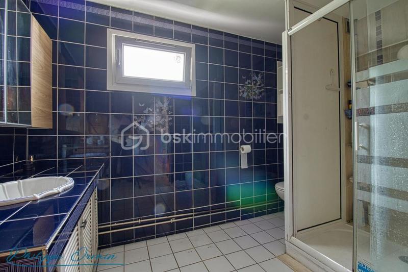 Maison - 111 m² - 6 pièces