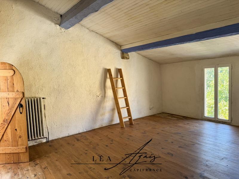 Maison de village - 280 m² - 11 pièces