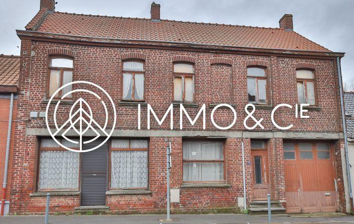 Maison - 220 m² - 6 pièces