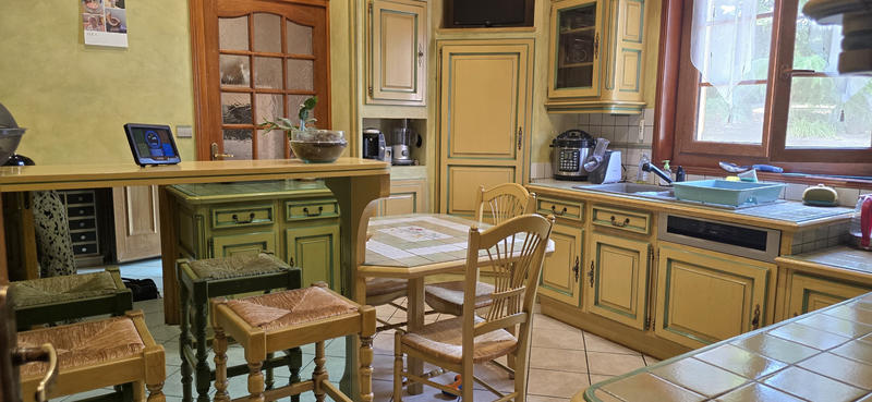 Maison - 156 m² - 9 pièces