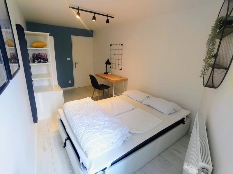 Chambre - 241 m² - 1 pièce