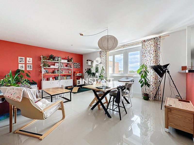 Appartement - 95 m² - 4 pièces