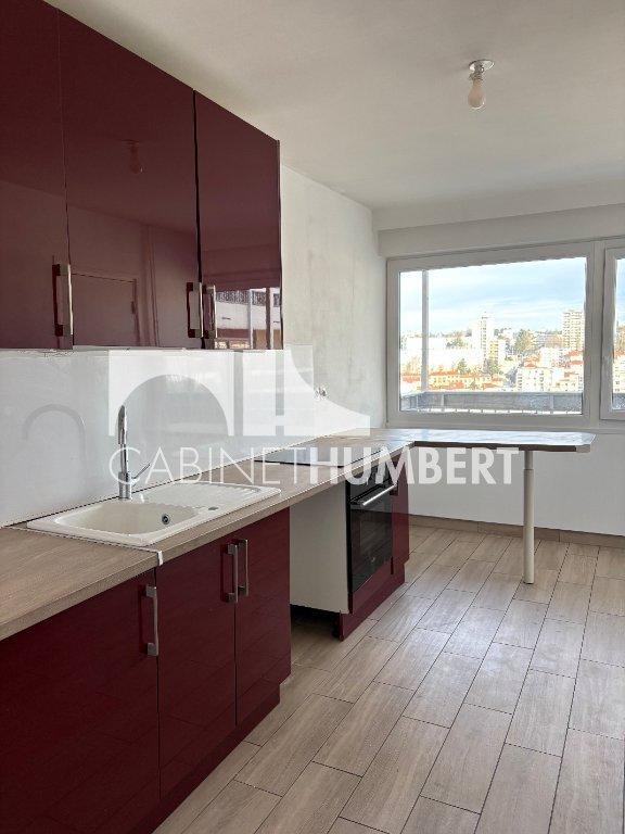 Appartement - 115 m² - 5 pièces