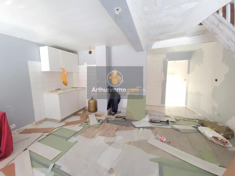 Immeuble - 140 m² - 9 pièces