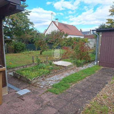 Maison - 150 m² - 8 pièces