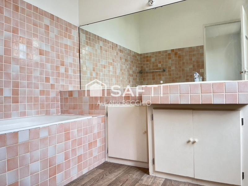 Maison - 200 m² - 6 pièces