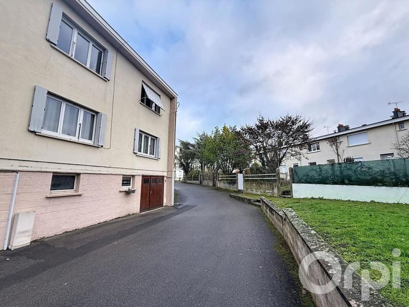 Maison - 82 m² - 4 pièces